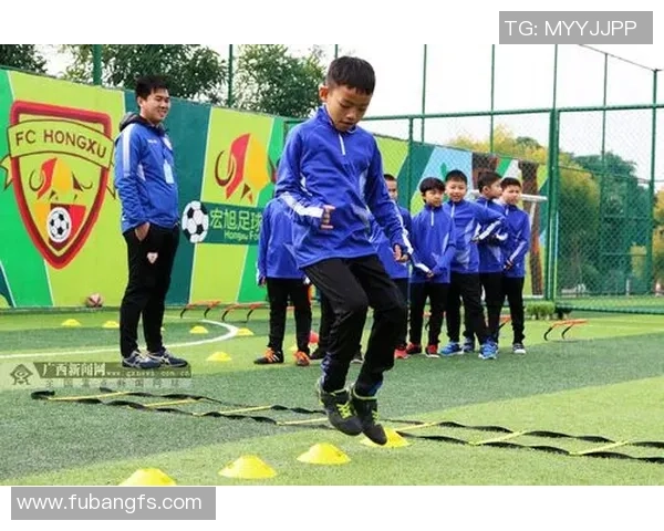 科学足球训练:提升团队配合的创新方法与实战技巧分享